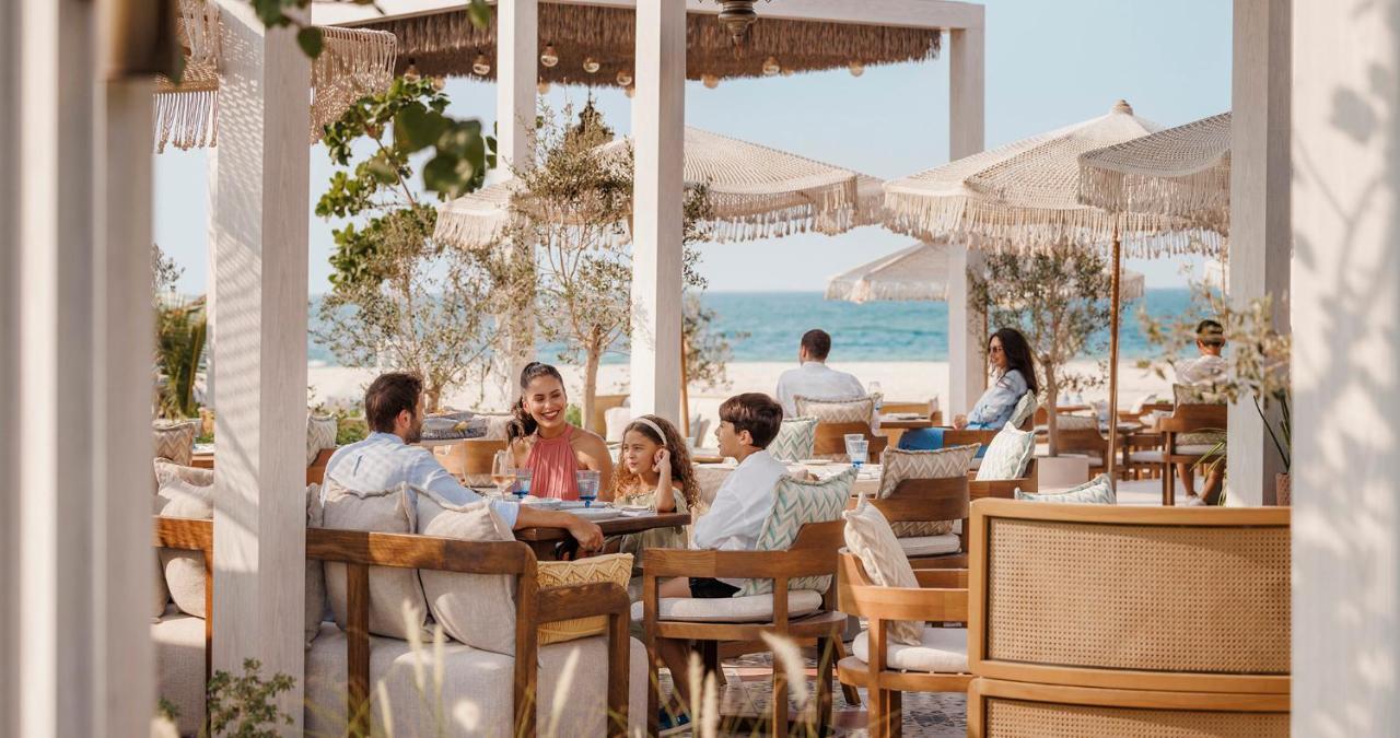 Jumeirah Beach Hotel Dubai Exterior foto Beach Club